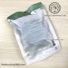 Mặt sau Bọt rửa mặt than hoạt tính Charcoal & Konjac Cleansing Puff The Face Shop