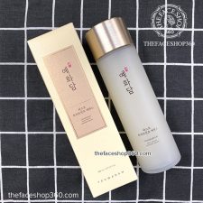 Mặt trước Nước thần phục hồi trẻ hóa da Yehwadam First Serum The Face Shop