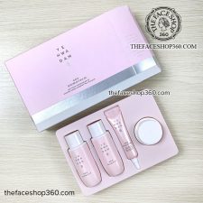 Mặt trước Yehwadam Plum Flower Revitalizing Gift Set (4SP)