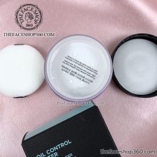 Phấn phủ bột trong suốt kiềm dầu Oil Control Water Blotting Powder fmgt The Face Shop