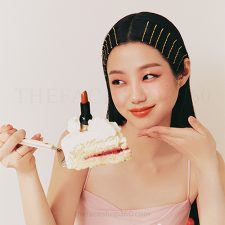 Son thỏi căng mọng New Bold Sheer Glow Lipstick fmgt The Face Shop