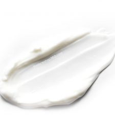 Khách hàng sử dụng sản phẩm Kem dưỡng mắt The Therapy Secret-Made Anti-Aging Cream TheFaceShop